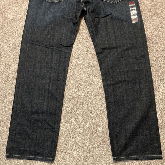 NWT Levi’s 505 Straight Fit 38W x 32L - Picture 13 of 16